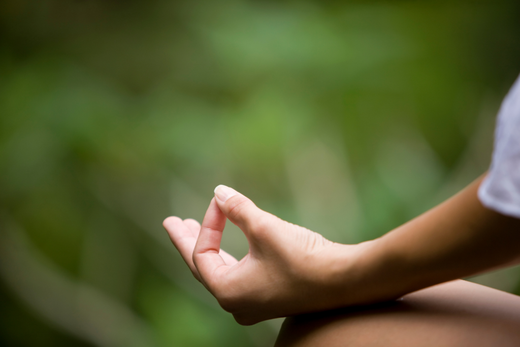 A jóga régi keleti, indiai bölcseleti rendszer. Célja a test, lélek és a tudat szabályozása által az egyensúly, a harmónia, a tökéletes egészség megteremtése és biztosítása.
